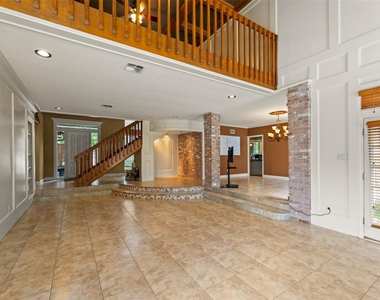 9714 Godstone Lane - Photo Thumbnail 10