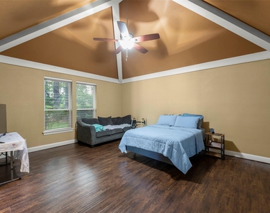 9714 Godstone Lane - Photo Thumbnail 21