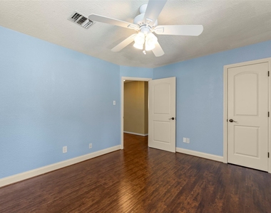 9714 Godstone Lane - Photo Thumbnail 31