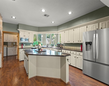 9714 Godstone Lane - Photo Thumbnail 7