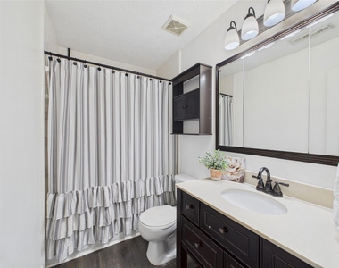 3718 Brookwood Drive - Photo Thumbnail 18