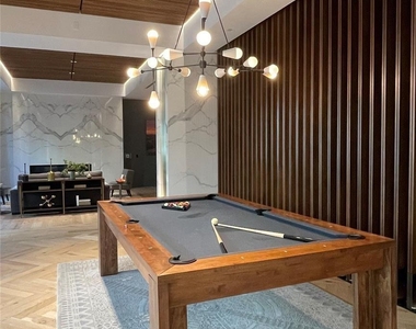 160 Birdsall Street - Photo Thumbnail 8