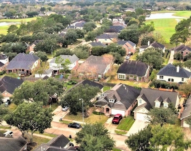1214 Sand Pines - Photo Thumbnail 3