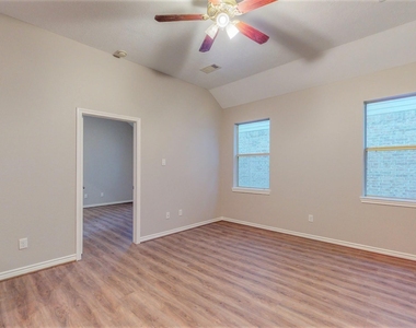 1214 Sand Pines - Photo Thumbnail 34