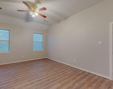 1214 Sand Pines - Photo Thumbnail 38