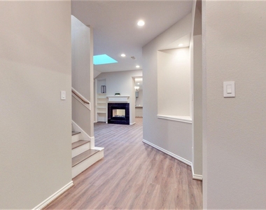 1214 Sand Pines - Photo Thumbnail 8