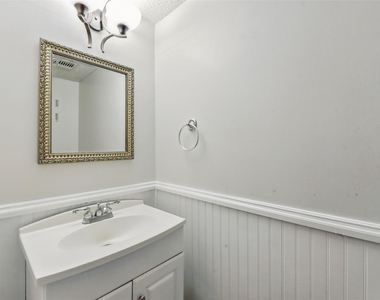 3126 Windchase Boulevard - Photo Thumbnail 20