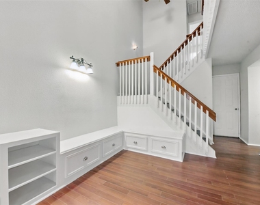 3126 Windchase Boulevard - Photo Thumbnail 13