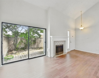3126 Windchase Boulevard - Photo Thumbnail 11
