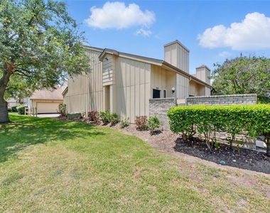 3126 Windchase Boulevard - Photo Thumbnail 4