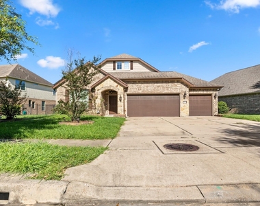 25218 Lockspur Drive - Photo Thumbnail 2