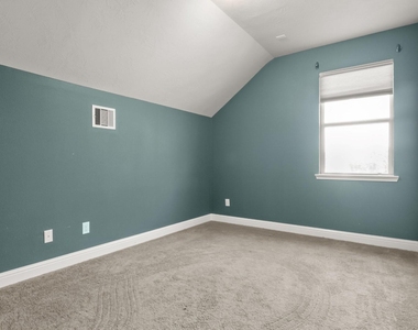 25218 Lockspur Drive - Photo Thumbnail 6