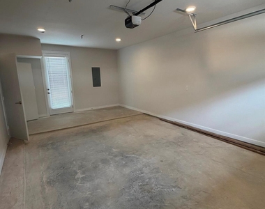 17318 N Eldridge Parkway - Photo Thumbnail 19