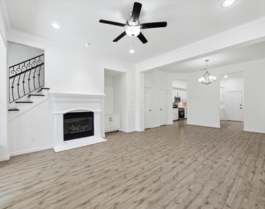 13639 Brookbluff Lane - Photo Thumbnail 3