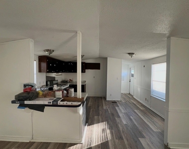 1511 #4 Jones Street - Photo Thumbnail 4