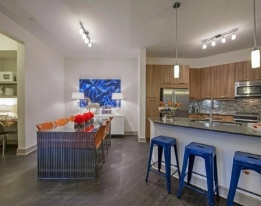 2111 Westheimer Road - Photo Thumbnail 2