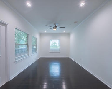 1113 Bunton Street - Photo Thumbnail 10