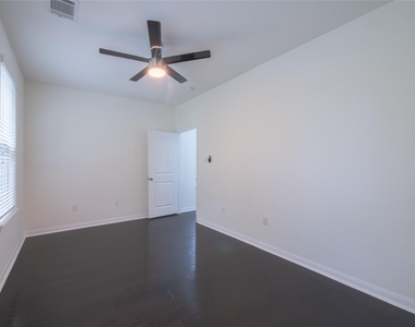 1113 Bunton Street - Photo Thumbnail 19