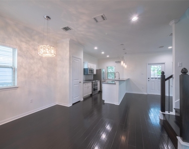 1113 Bunton Street - Photo Thumbnail 6