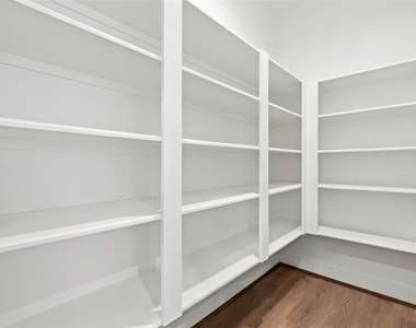 2635 Aruba Bend Drive - Photo Thumbnail 13