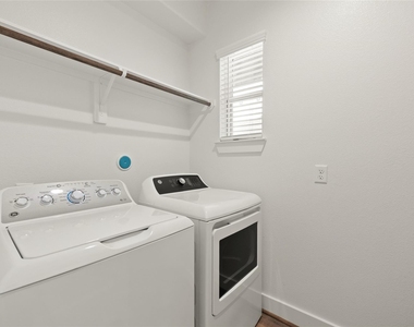 2635 Aruba Bend Drive - Photo Thumbnail 15