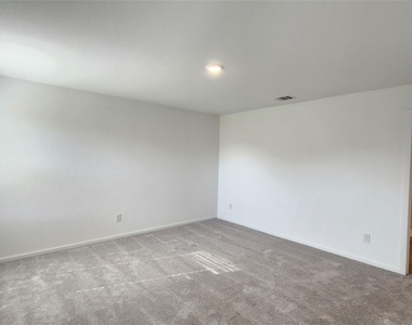 6303 Geyser Starish Drive - Photo Thumbnail 10
