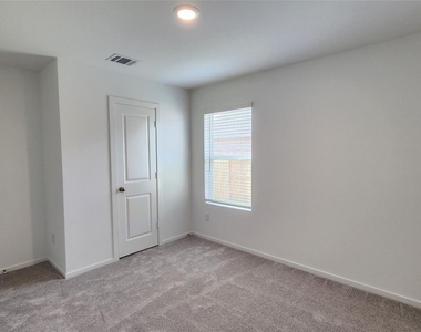6303 Geyser Starish Drive - Photo Thumbnail 26