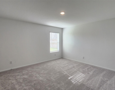 6303 Geyser Starish Drive - Photo Thumbnail 13