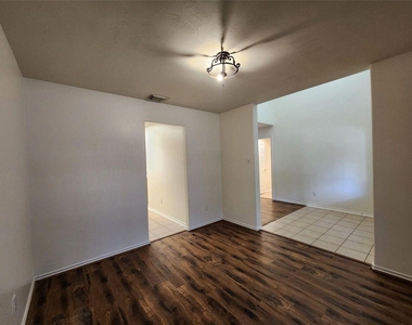 24422 Travis House Lane - Photo Thumbnail 4
