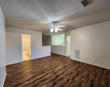 24422 Travis House Lane - Photo Thumbnail 15