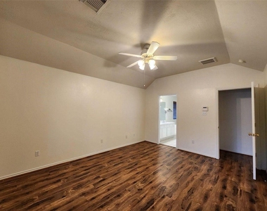24422 Travis House Lane - Photo Thumbnail 12