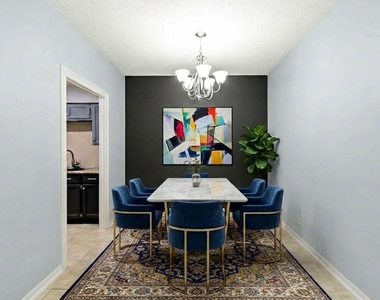 661 Bering Drive - Photo Thumbnail 3