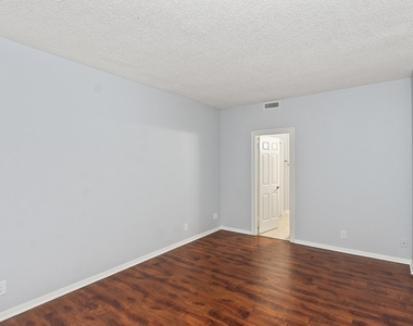 661 Bering Drive - Photo Thumbnail 23