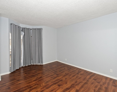 661 Bering Drive - Photo Thumbnail 21