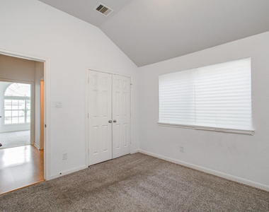 13335 Gardnerville St - Photo Thumbnail 18