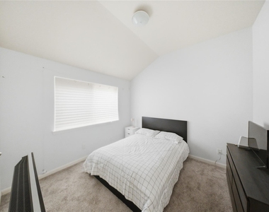 13335 Gardnerville St - Photo Thumbnail 15