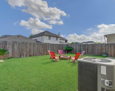 13335 Gardnerville St - Photo Thumbnail 37