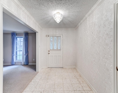 5311 Havenwoods Drive - Photo Thumbnail 6