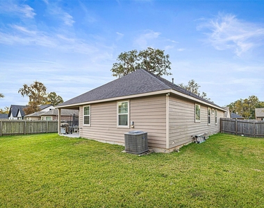 267 Freeman Boulevard - Photo Thumbnail 19