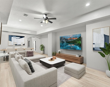 267 Freeman Boulevard - Photo Thumbnail 5