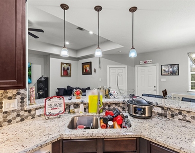 267 Freeman Boulevard - Photo Thumbnail 12