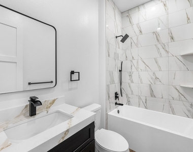 323 Road 5840 - Photo Thumbnail 23