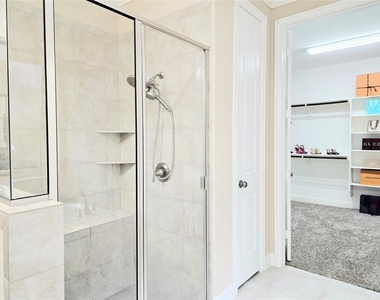 21914 Avalon Queen Drive - Photo Thumbnail 20