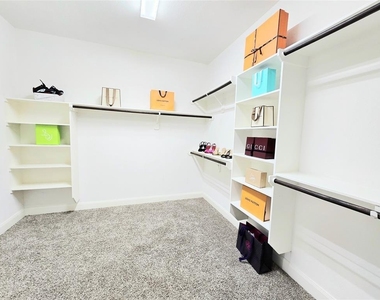 21914 Avalon Queen Drive - Photo Thumbnail 23