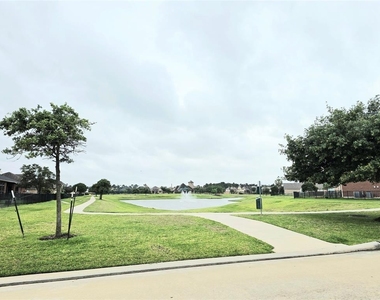21914 Avalon Queen Drive - Photo Thumbnail 46