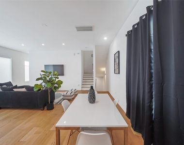 3511 Bell Street - Photo Thumbnail 1