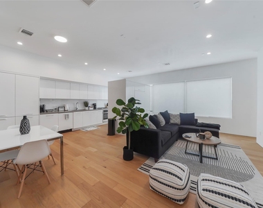 3511 Bell Street - Photo Thumbnail 7