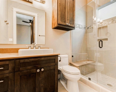 2219 Columbia Street - Photo Thumbnail 20