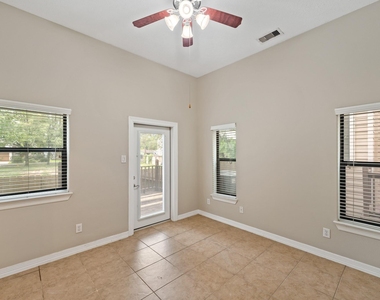 2045 W 14th 1/2 Street - Photo Thumbnail 3