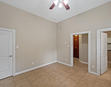 2045 W 14th 1/2 Street - Photo Thumbnail 4